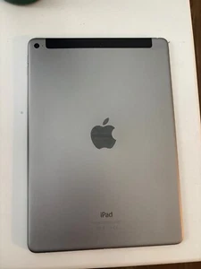 Apple iPad Air 2 9.7" (Triple Core, 128GB, MGX12LL/A) iPad-silver w/ Accessories - Picture 1 of 8