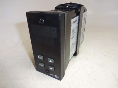 Controlador de temperatura Red Lion TCU11108 Foto 1 de 4