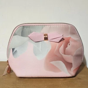 Ted Baker Pink Floral Wash Bag Makeup Toiletry Bag Rose Gold 21 x 14cm UK - Picture 1 of 2