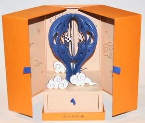 Louis Vuitton Heißluftballon Schmuckkästchen Moon Cake Box - Bild 1 von 7