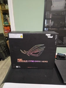 ASUS ROG Maximus Z790 Dark Hero (WiFi 7) LGA 1700(Intel 14th &13th&12th Gen) ATX - Photo 1/5