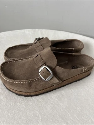 Zuecos Birkenstock para mujer Buckley gris topo gamuza diapositivas talla 38 neutros Foto 1 de 4