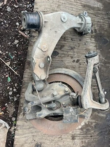 78-86 Porsche 928 Front Right Steering Knuckle Spindle Hub Assembly OEM - Picture 1 of 4