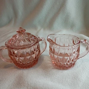 JEANETTE WINDSOR DIAMANTE CREMA Y AZUCARERO ROSA DEPRESIÓN DE COLECCIÓN CON TAPA 3 piezas - Imagen 1 de 12