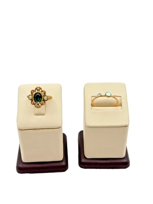 Lote de 2 Anillos Chapados en Oro Vintage - Piedras Estilo Imitación Verde y Ópalo 8" 10" Foto 1 de 4