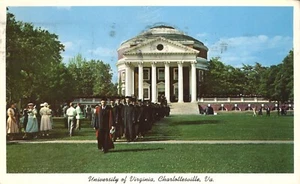 Postal de la Universidad de Virginia Rotonda el día de la graduación Charlottesville 1962 - Imagen 1 de 2