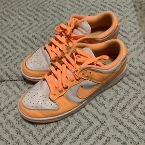 Nike Dunk Low Peach Cream 2022 DD1503-801 Damengröße 10,5 - Bild 1 von 8