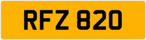 RFZ 820 R 3x3 PLACA DE NÚMERO PRIVADA SIN FECHA ROB ROY RICK RYAN RUS RUSSELL RILEY - Imagen 1 de 1