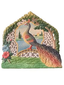 Vintage Stanzform geprägt Pfau Szene Zellstoff Papier Kalender Topper Germany 1920er - Bild 1 von 6