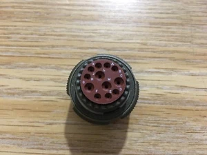 DEUTSCH 0909-164 D38999/26WD97SN Connector - Picture 1 of 3