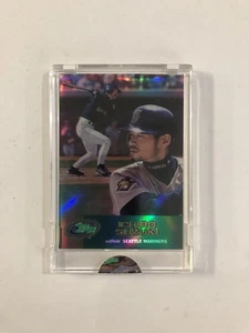 Ichiro Suzuki RC #100 2001 ETopps Baseball Refractor Inaugural Edition #0005422 - Picture 1 of 6