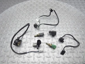 2006 05-06 Suzuki GSXR 1000 GSXR1000 Cam Speed Gear Pulse MAP Temp Pickup Sensor - Picture 1 of 12