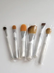 i.d. Bare Escentuals Cosmetic Brush Lot Max Coverage Face Brush Concealer SEALED - Picture 1 of 10