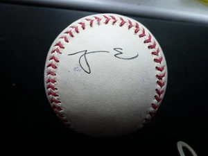 Jacoby Ellsbury Signed Major League Baseball with Case &COA - Picture 1 of 4
