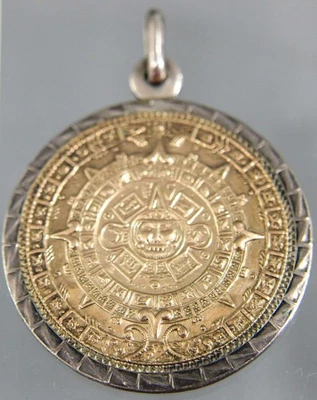 Colgante medallón calendario maya oro macizo 10K 28 gramos Foto 1 de 4