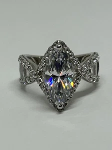 Vintage Cocktail Ring, Large Marquise Cut CZ w Baguette & Round Cut Accents SZ 7 - Imagen 1 de 13