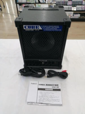ROLAND CM-30 CUBE Portable Active Monitor Speakers From Japan - Image 1 of 4