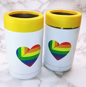 2X Botella y Lata Doble Pared Aislado Soda Cerveza Bebida Soporte Orgullo Arco Iris NUEVO - Imagen 1 de 4