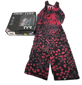 TYR Female Avictor Venom Closed Back Tech Suit Swimsuit Size 20 RED/BLACK NEW - Picture 1 of 9