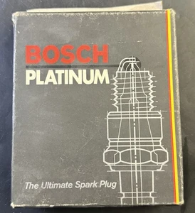 New Bosch Platinum Spark Plug WR4 CP PACK OF 4 Vg1 - Picture 1 of 3