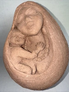 Vtg Clay Art Pottery Mother And Child Figure Hand Crafted 6.5”Hx 5”W - Picture 1 of 7