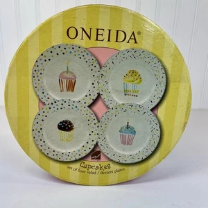 Oneida 4er Set Jennifer Sosik Steinzeug Cupcake SALAT/DESSERTTELLER NEU IM KARTON LESEN - Bild 1 von 10