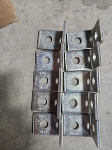 Eaton Bline Series B101ZN zinc plated Angle Bracket, Used, LOT OF 10 - Picture 1 of 2