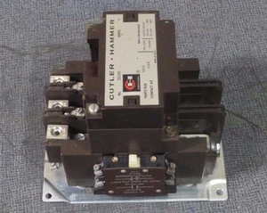 SCHNEIDHAMMERSCHÜTZ 120 AMP, 3 PH, 600 V MIT 480V SPULE MODELL: C32JN3 - Bild 1 von 7