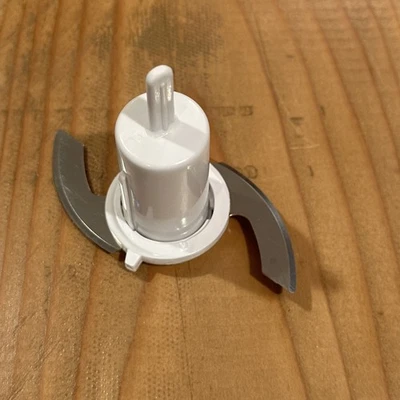 Cuisinart DLC-1TX Mini Prep Food Processor Blade & Stem Part FP-099TX - Image 1 of 2