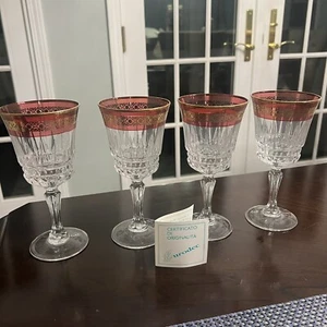 Copas de vino de cristal Eurodec. Arándano/rosa con borde dorado. Juego de 4 - Imagen 1 de 16