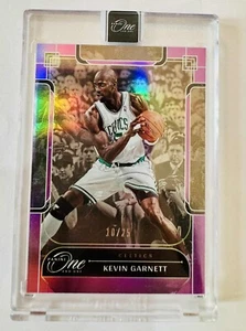 Kevin Garnett 2023-24 Panini One and One Pink Parallel /25 - Imagen 1 de 1