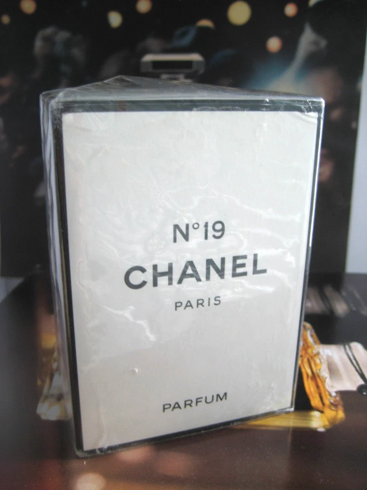 🎁Principios Años 90 Vintage Sellado PM 28ml **PERFUME Chanel Nº 19 Perfume Puro Extrait Foto 1 de 4