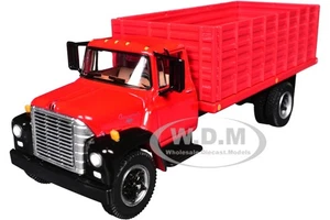 1970S INTERNATIONAL LOADSTAR GRAIN TRUCK RED 1/64 BY DCP/FIRST GEAR 60-2040 - Picture 1 of 6