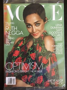 VOGUE MAGAZINE JANUARY 2017 UNREAD MINT RUTH NEGGA - Picture 1 of 1