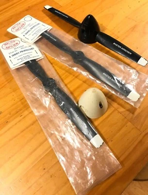 LOT - Master Airscrew MA1260 Propellers 2 NIP + 1 Used + 2 Spinners - Image 1 of 4