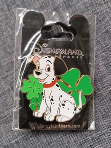 Pin’s Broche Lucky 101 Dalmatien Disneyland Paris Disney Fleur OE - Imagen 1 de 2