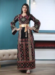 Palestinian Women Embroidered Thobe and Head Scarf Tatreez Heritage Wide Sleeves - Picture 1 of 14