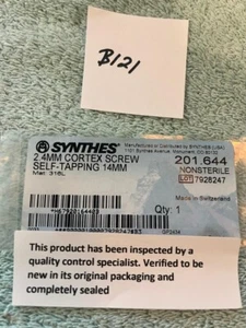 Synthes 2,4 mm x 14 mm Cortex, selbstschneidend # 201.644 (Edelstahl) - Bild 1 von 1