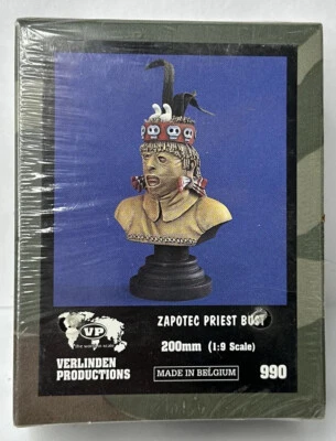 Verlinden 200mm (1/9) Zapotec Priest with Leather Mask Bust in Mesoamerica 990 - Image 1 of 4