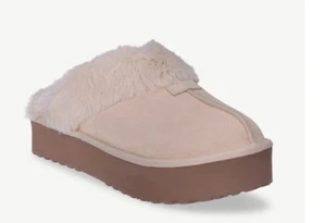 Joyspun Women's size 10 Suede Platform Clog Slippers Color Oatmeal NEW - Picture 1 of 7