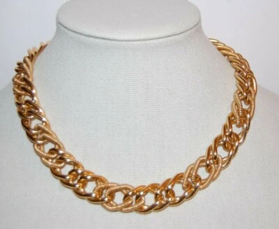 ELEGANTE COLLAR DE CADENA ACANALADO DORADO AUDAZ GRANDE DE COLECCIÓN ANNE KLEIN COUTURE Foto 1 de 4