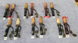 Llamada de ciervo aerografiada / Grunt de ciervo con cordón adjunto hecho por PA Amish Craftsman - Imagen 1 de 2