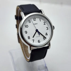 Reloj analógico de cuarzo Timex Weekender Indiglo WR 30M fácil lectura para hombre - Imagen 1 de 11