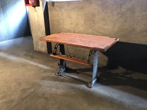 Tavolo Artigianale Unico Pezzo - Foto 1 di 5
