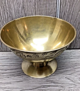 Vintage Solid Brass Floral Embossed Footed Bowl India - Picture 1 of 10