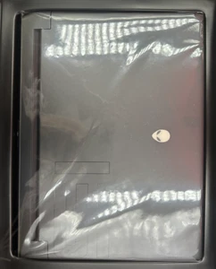 AlienWare m15 R6 i7-11800 16GB 1TB RTX 3060 15" QHD W10P AWM15R6-7316BLK-PUS NEW - Picture 1 of 4