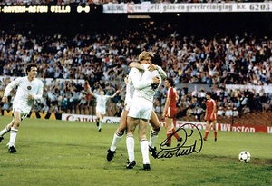 Peter WITHE SIGNED Autograph 12x8 Photo +Dealer COA Nottingham Forest Cup Winner - Picture 1 of 1