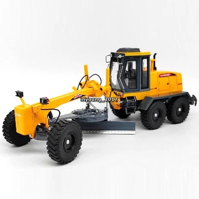 1:35 Grader Truck Model Construction Vehicle Diecast Toys for Boys Kids Gifts - Image 1 of 4