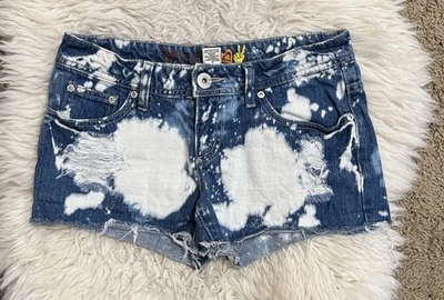 Vintage Y2K Mudd Distressed Acid Wash Denim Cutoff Shorts Low Rise Size 5 - Image 1 of 4