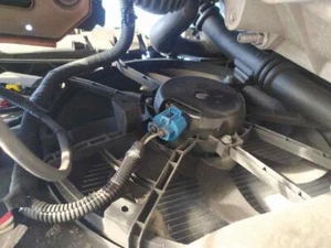 214816703R Electric Fan for RENAULT CAPTUR ZEN 2013 4857188 - Picture 1 of 3
